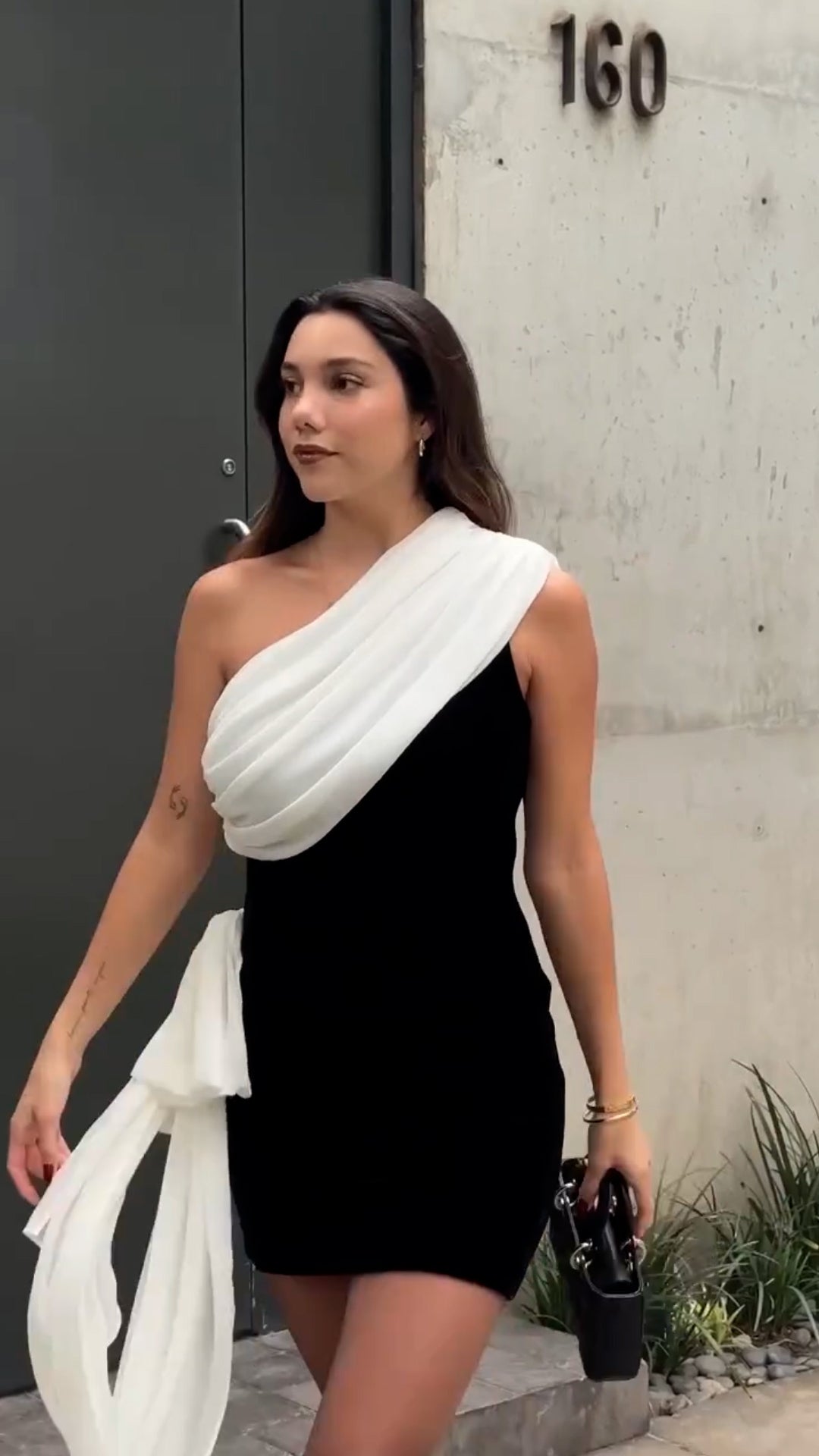 Black Side Tail Short Dress